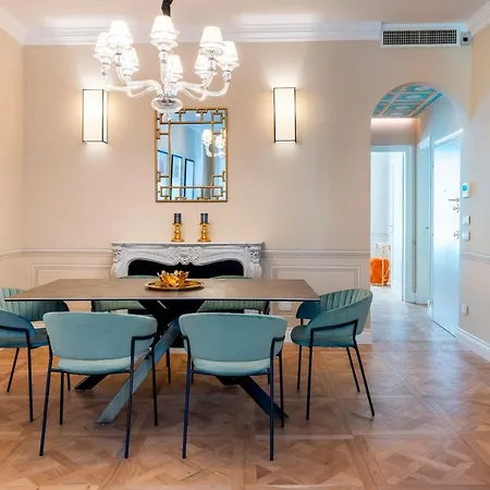 Genteel Via Della Spada 아파트 *